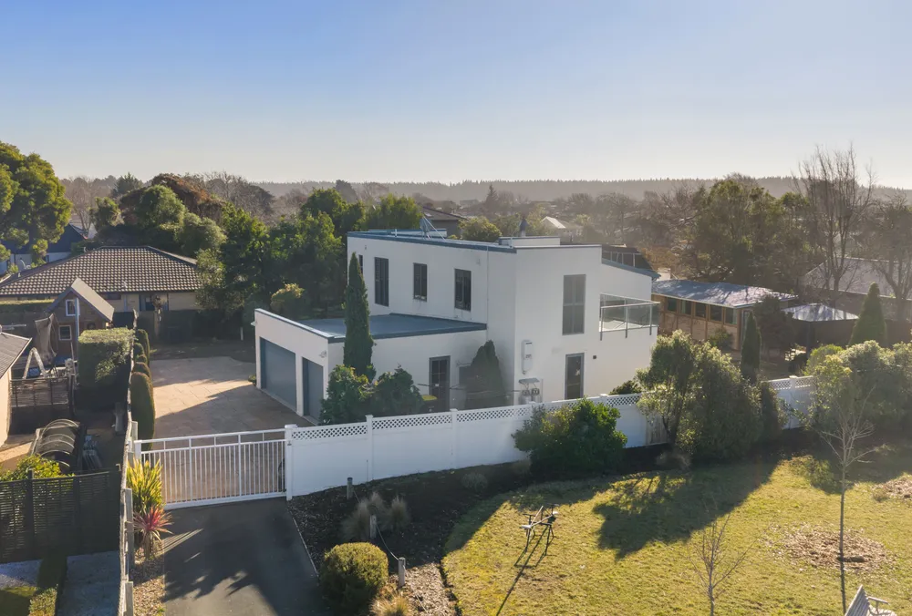 Photos of 18 Belgrove Place