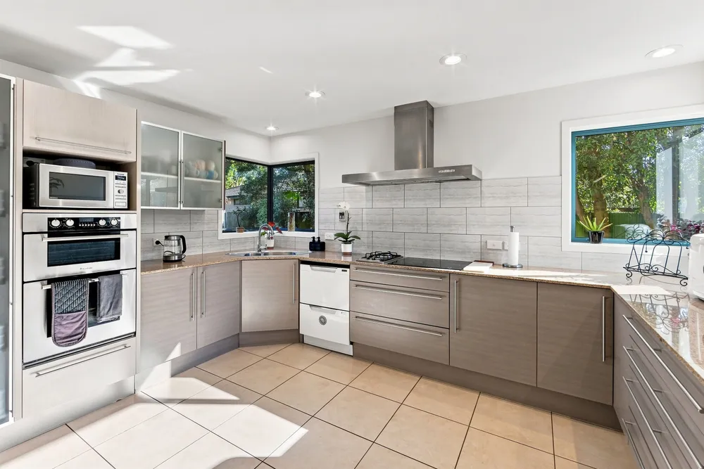 Photos of 18 Belgrove Place