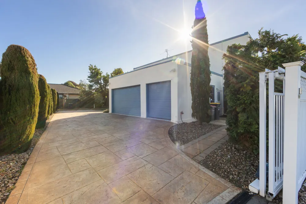Photos of 18 Belgrove Place