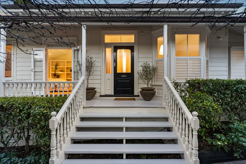 Photos of 25 Earle Street