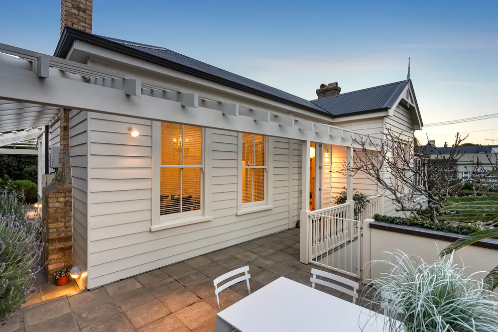 Photos of 25 Earle Street