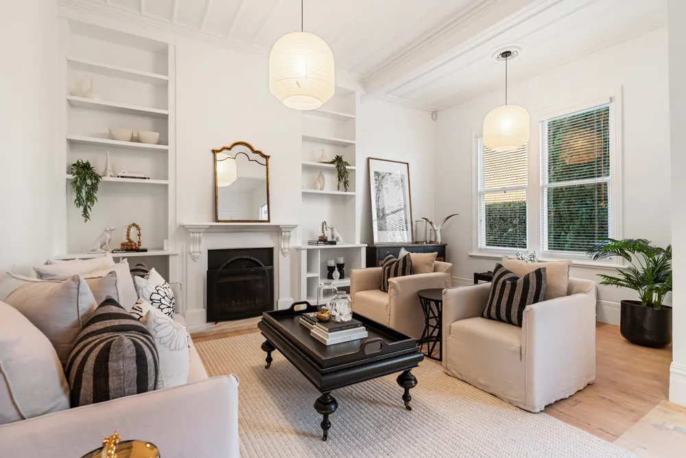 Photos of 25 Earle Street