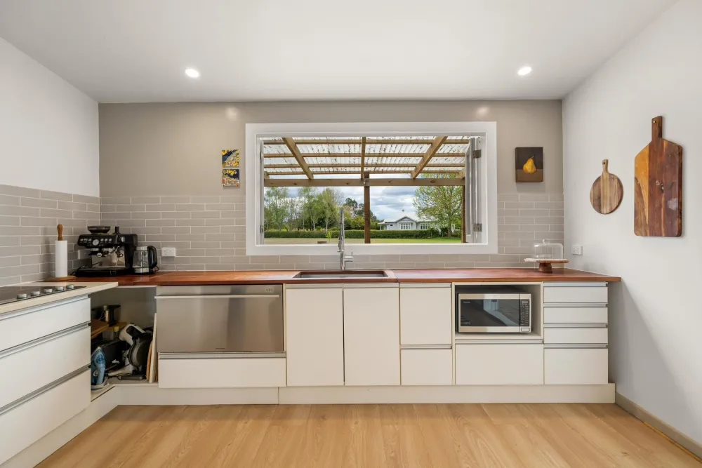 Photos of 89 Fullerton Road