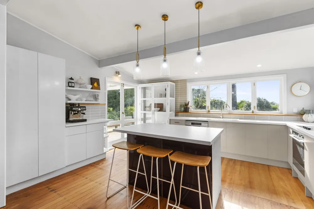 Photos of 89 Fullerton Road