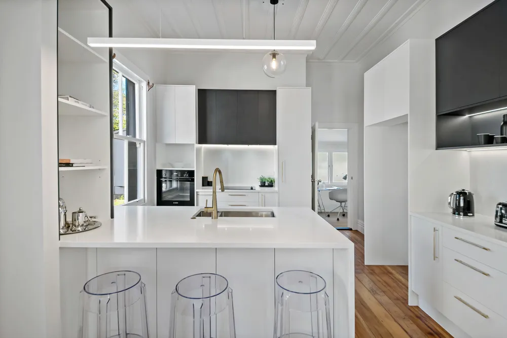 Photos of 18 Sandringham Road