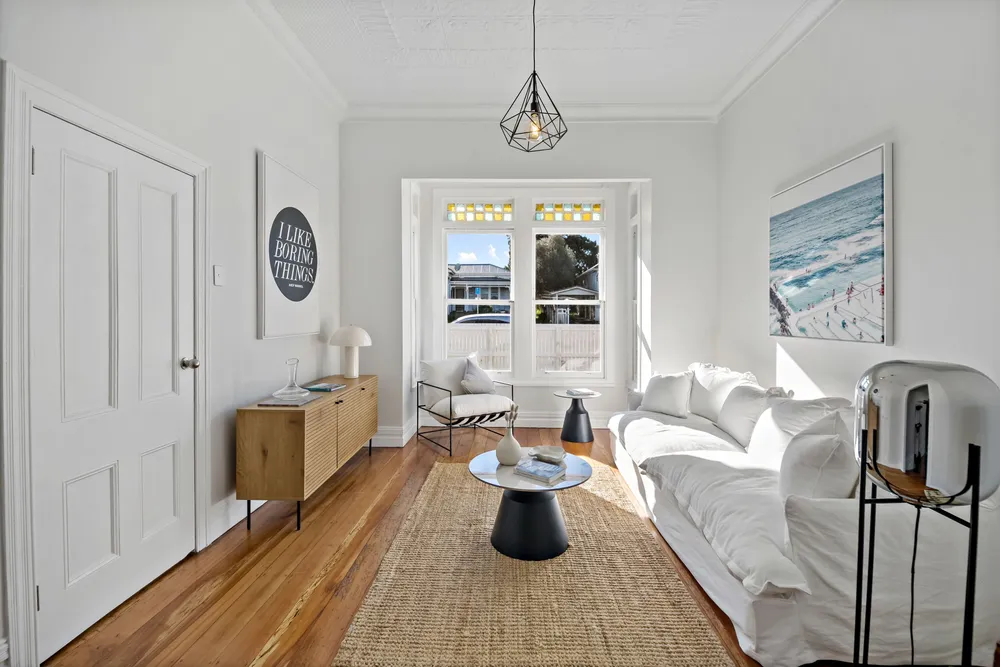 Photos of 18 Sandringham Road