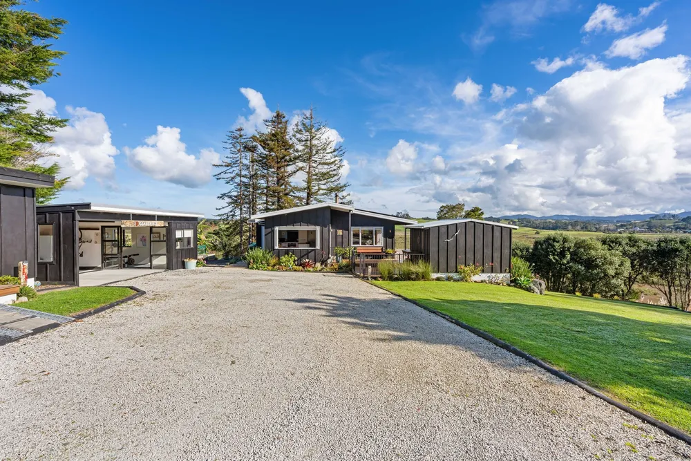 Photos of 10 Clarke Road