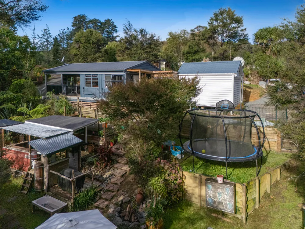 Photos of 203 Tahekeroa Road