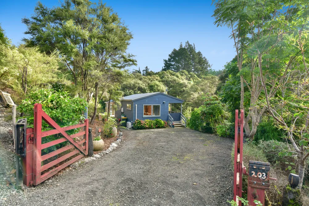 Photos of 203 Tahekeroa Road