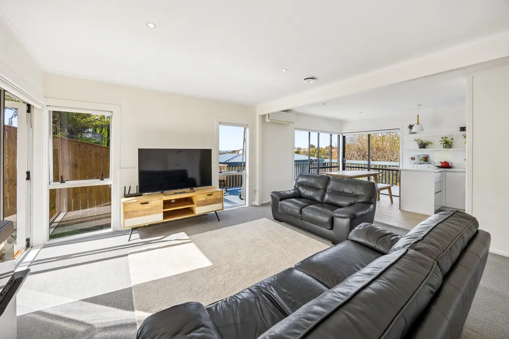 Photos of 7 McIlroy Avenue