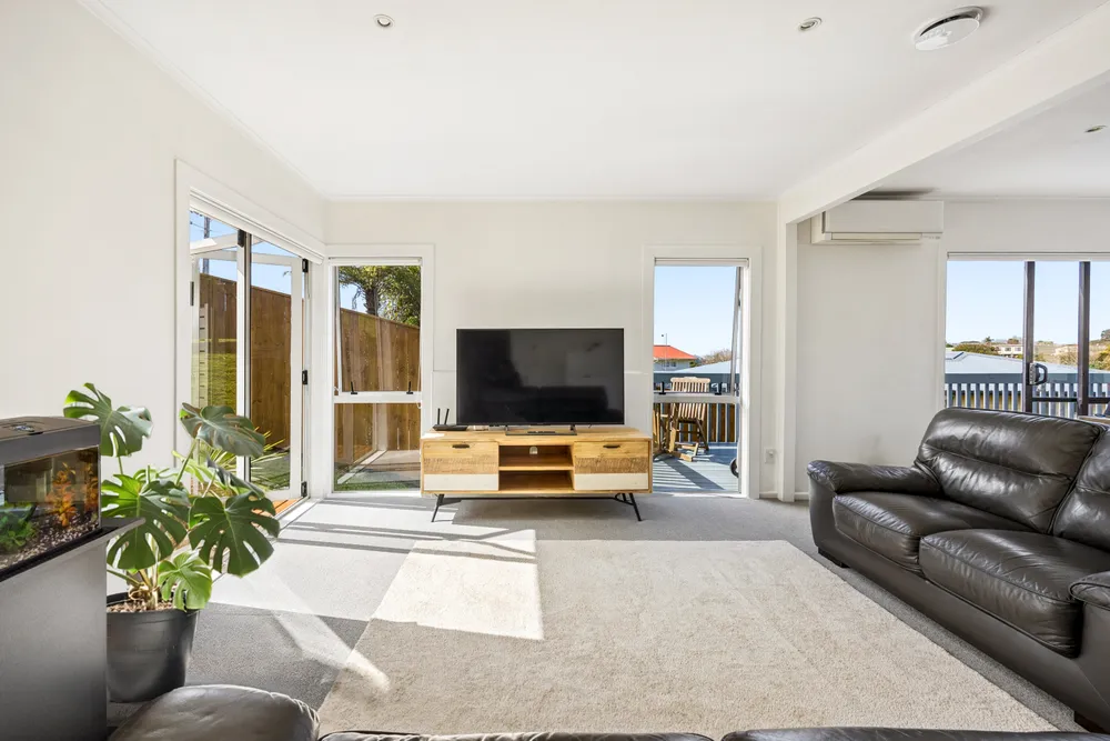 Photos of 7 McIlroy Avenue