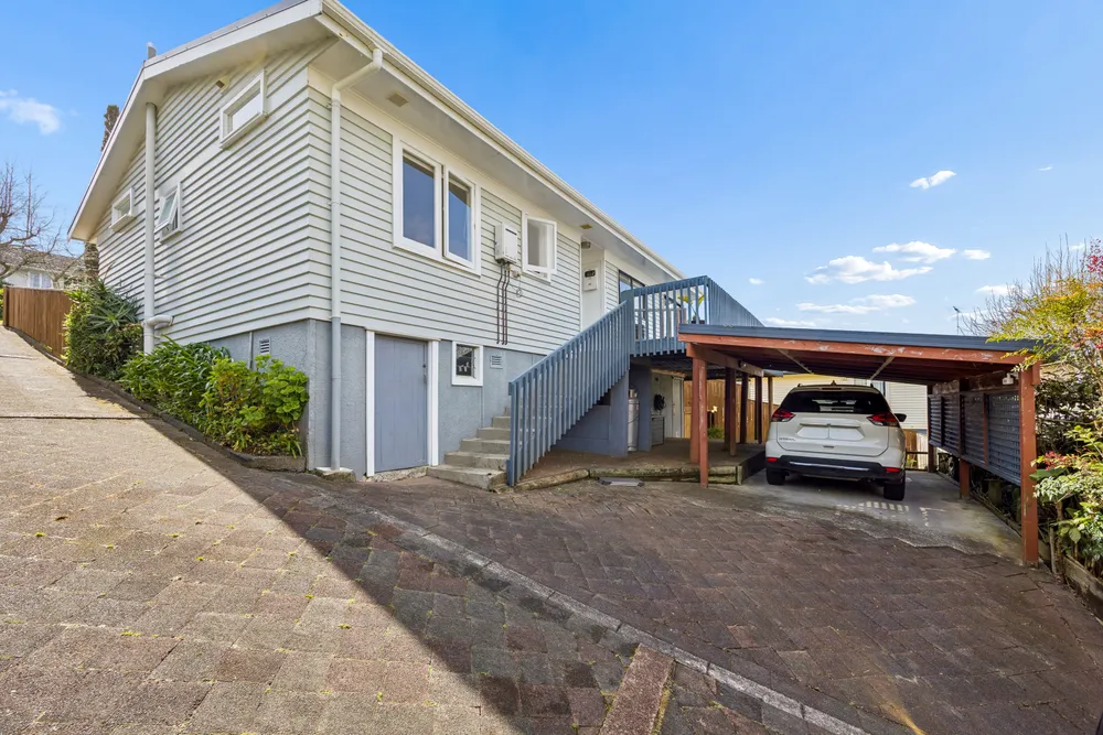 Photos of 7 McIlroy Avenue