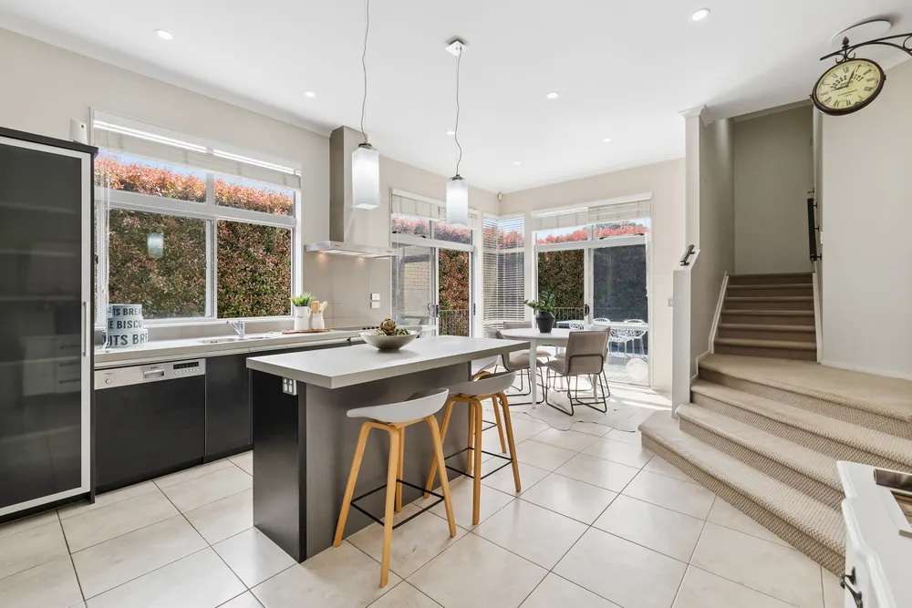 Photos of 171C Cook Street
