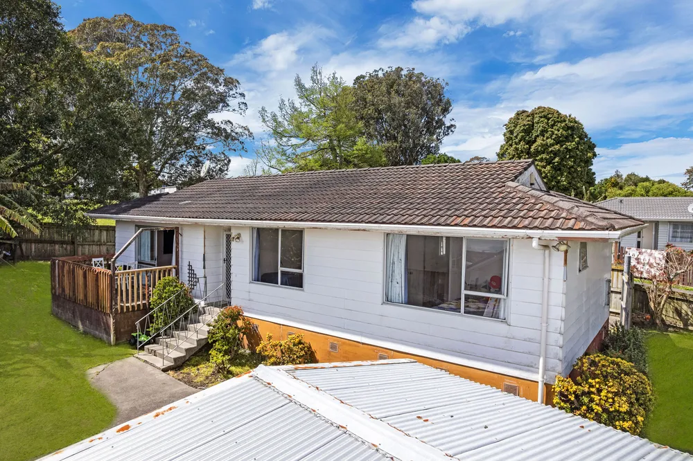 Photos of 24 Frobisher Way