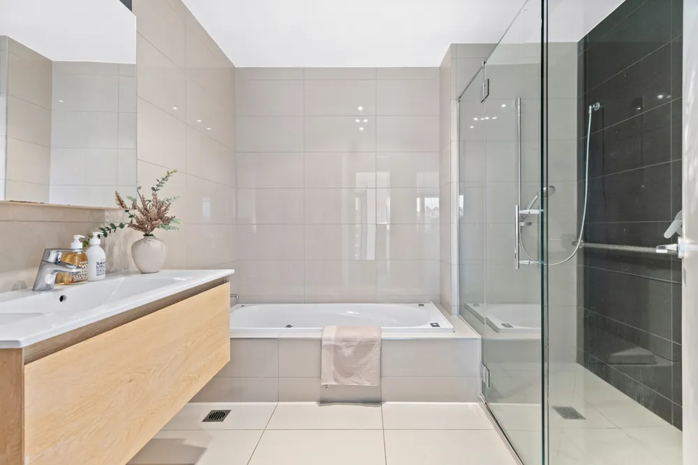 Photos of 104/2 Bluegrey Avenue