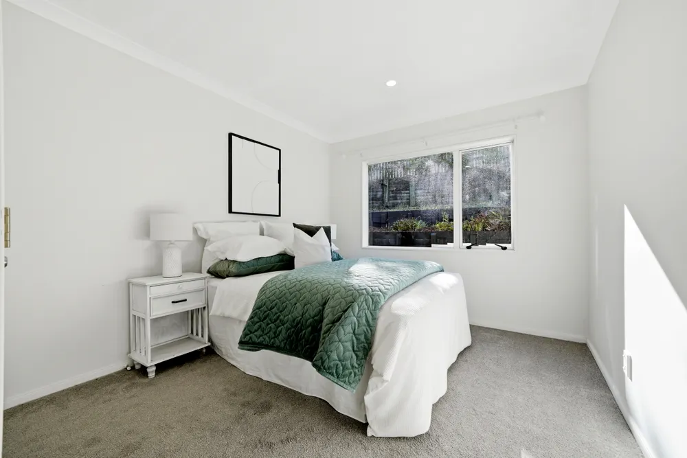 Photos of 31 Cricklade Terrace