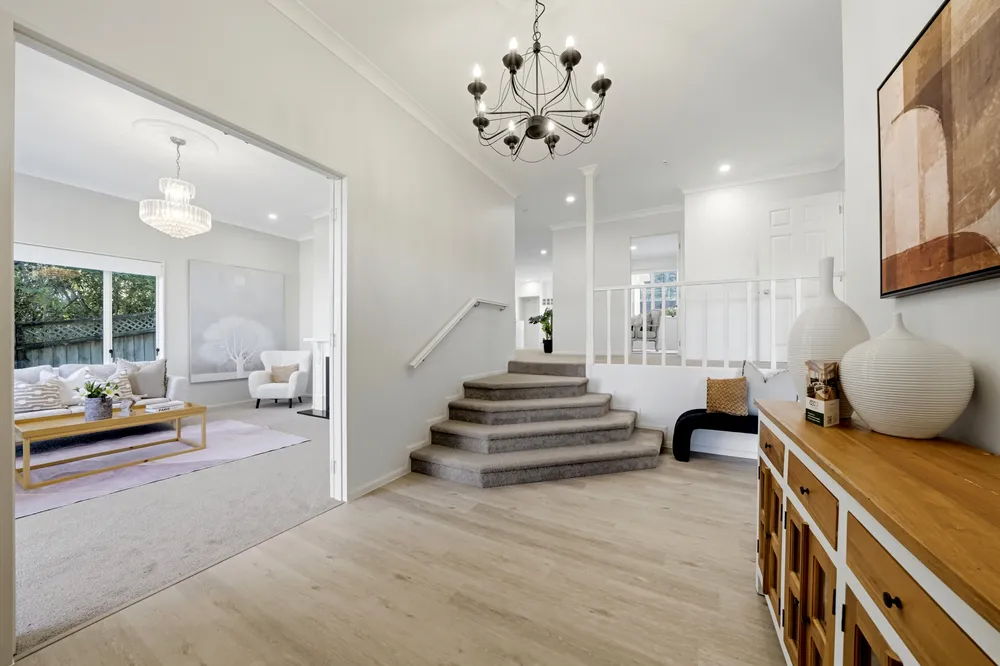Photos of 31 Cricklade Terrace