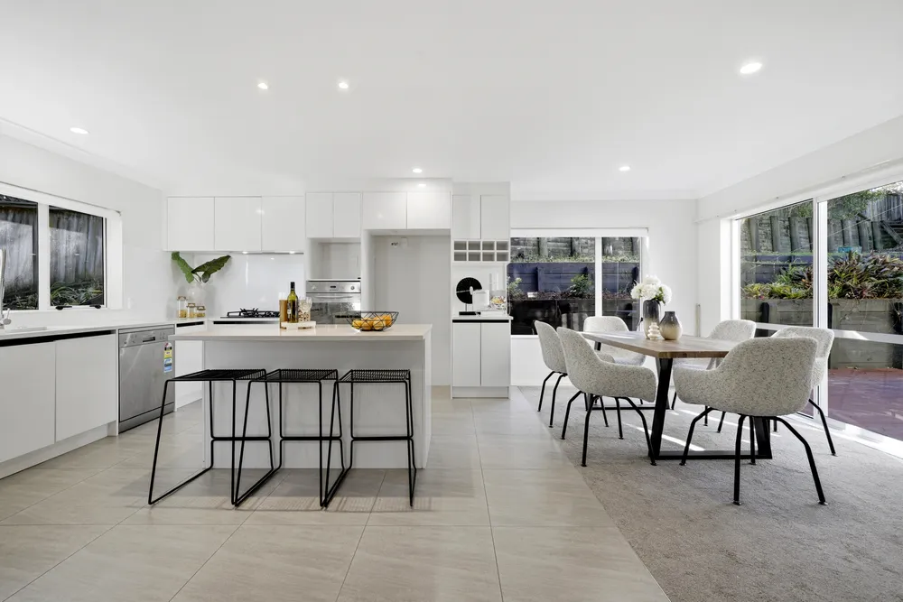 Photos of 31 Cricklade Terrace