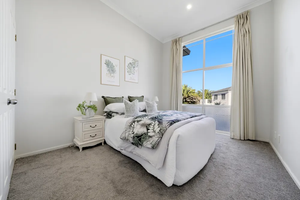 Photos of 31 Cricklade Terrace
