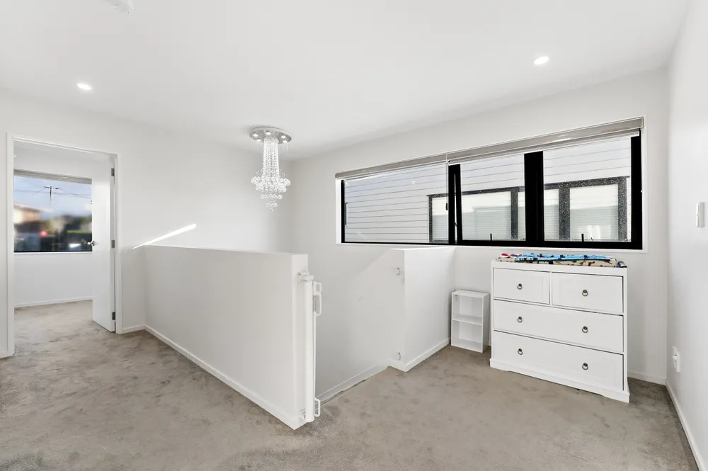 Photos of 9 Paina Crescent