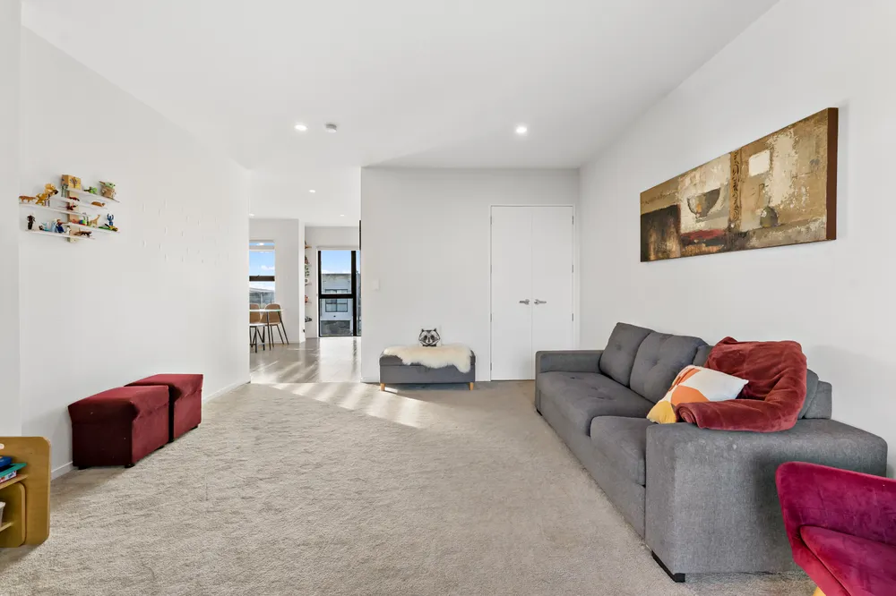 Photos of 9 Paina Crescent