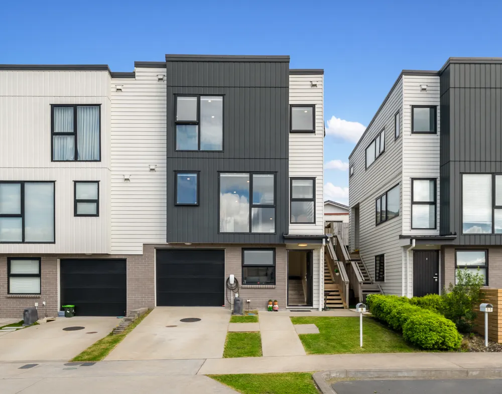 Photos of 9 Paina Crescent