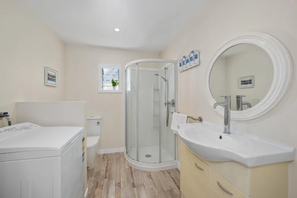 Photos of 45A Otago Street