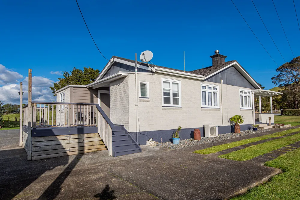 Photos of 243 Harris Road