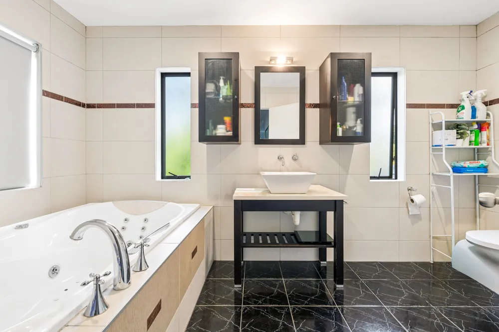 Photos of 19 Walmsley Road