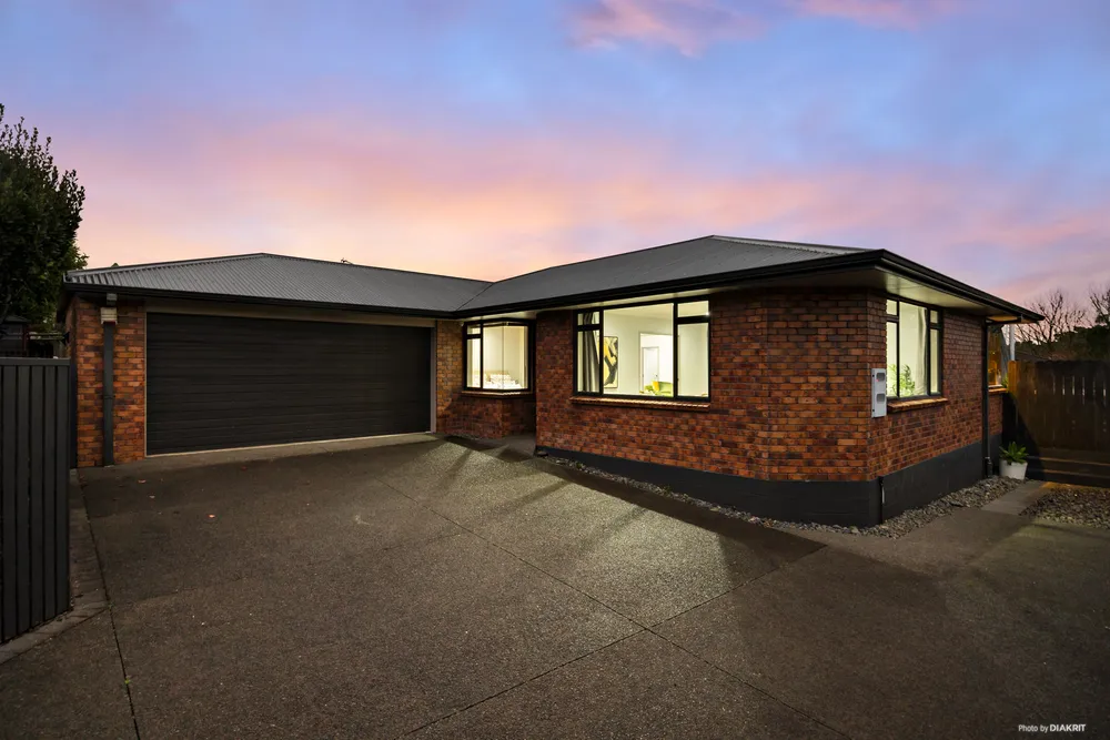 Photos of 175A Kitchener Road