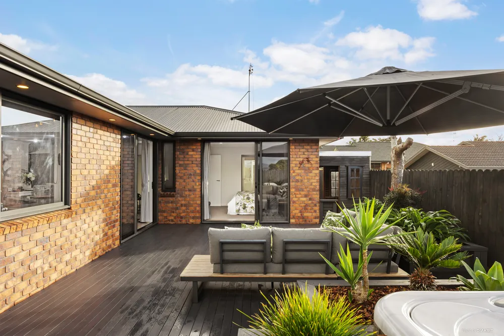 Photos of 175A Kitchener Road