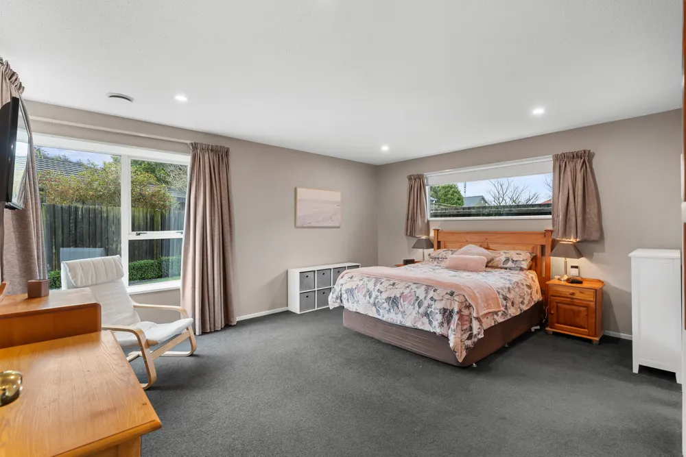 Photos of 65 Kedleston Drive