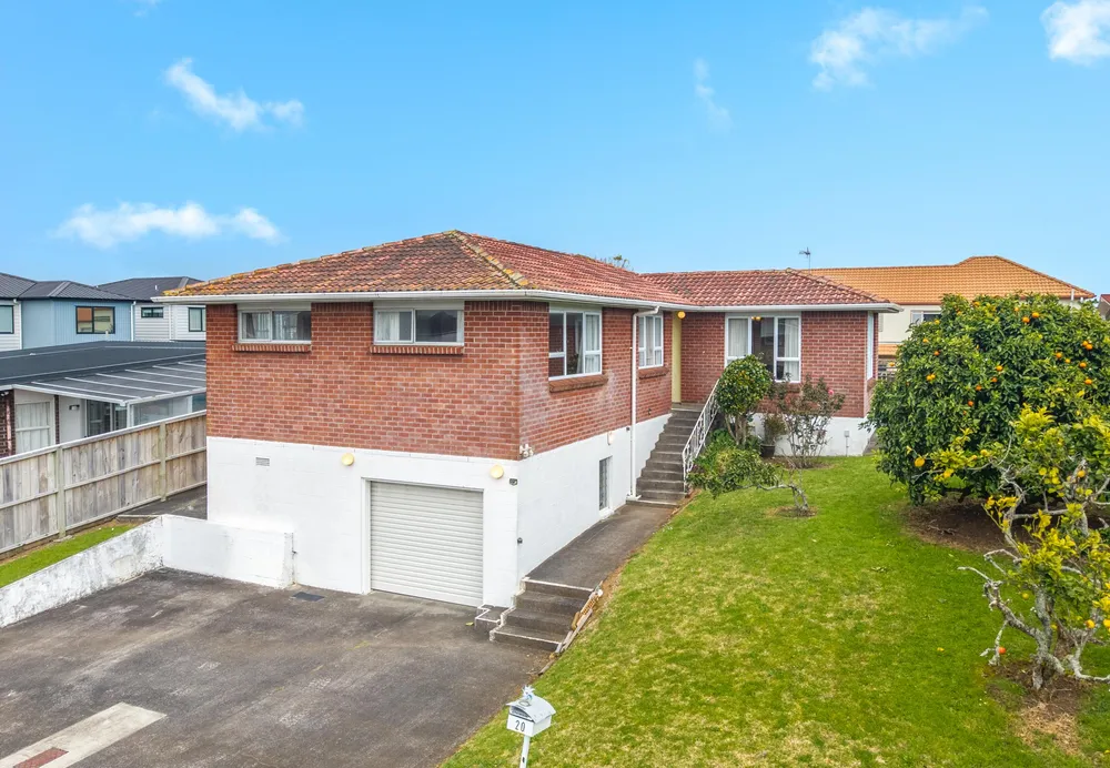 Photos of 20 Vanbrugh Place