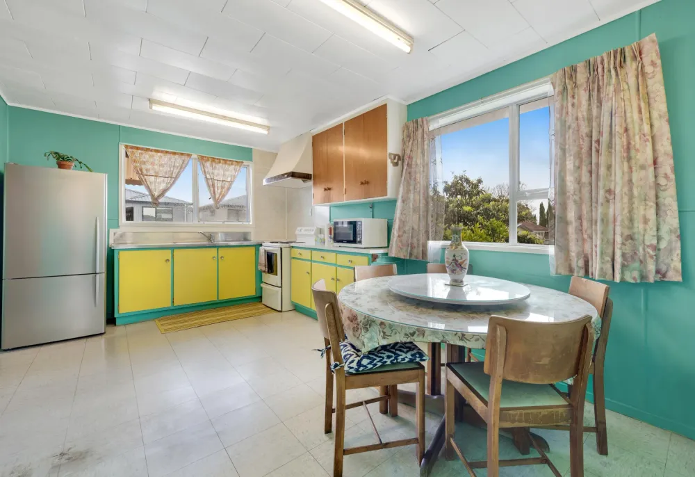 Photos of 20 Vanbrugh Place