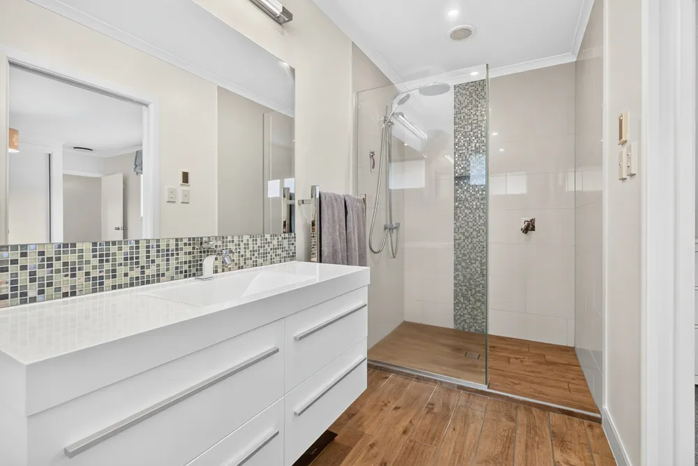 Photos of 12 Madison Place