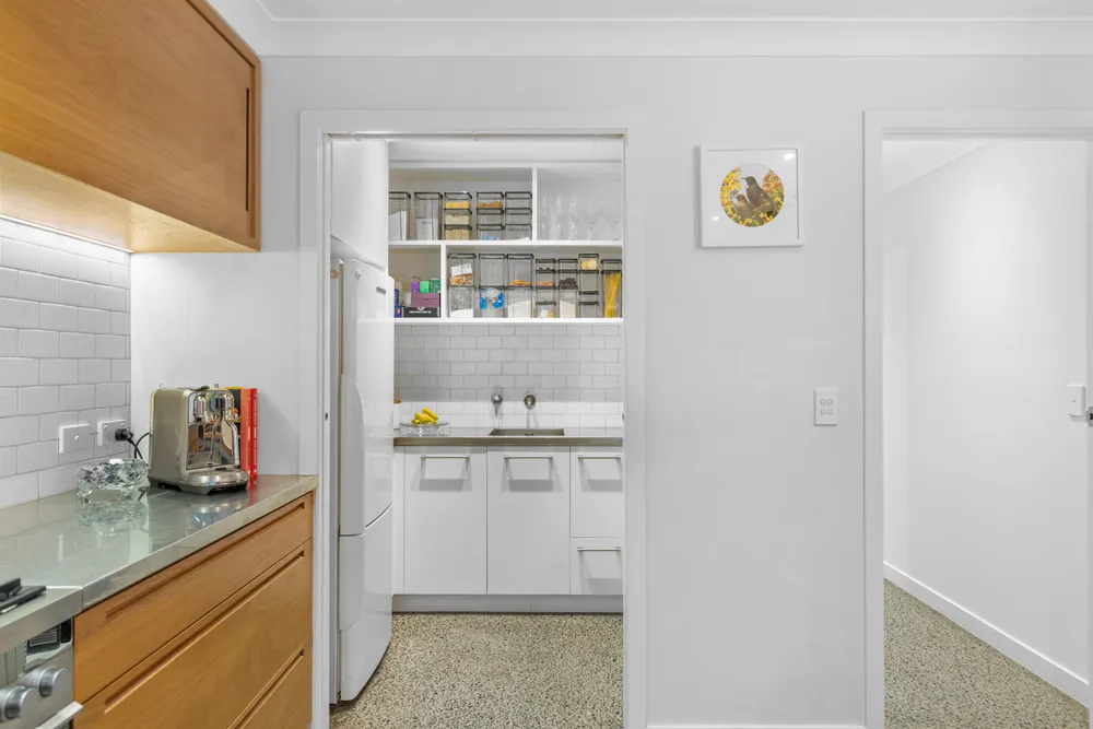 Photos of 8A Chapman Road