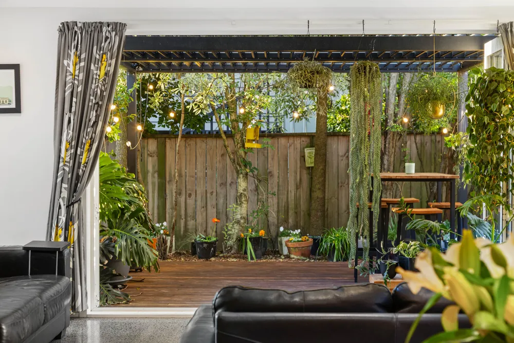 Photos of 8A Chapman Road