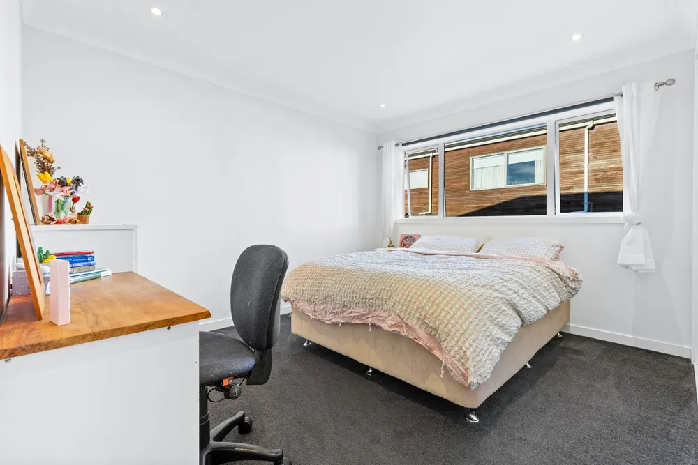 Photos of 8A Chapman Road