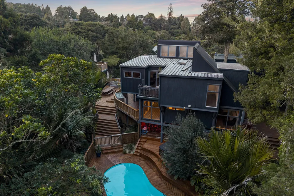 Photos of 186B Woodlands Park Road