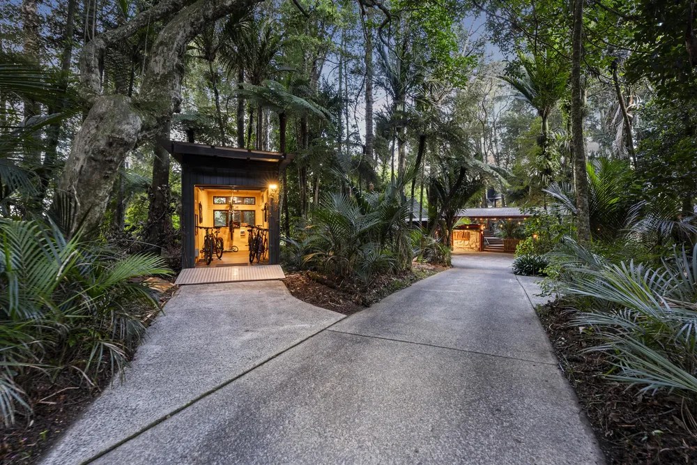 Photos of 186B Woodlands Park Road