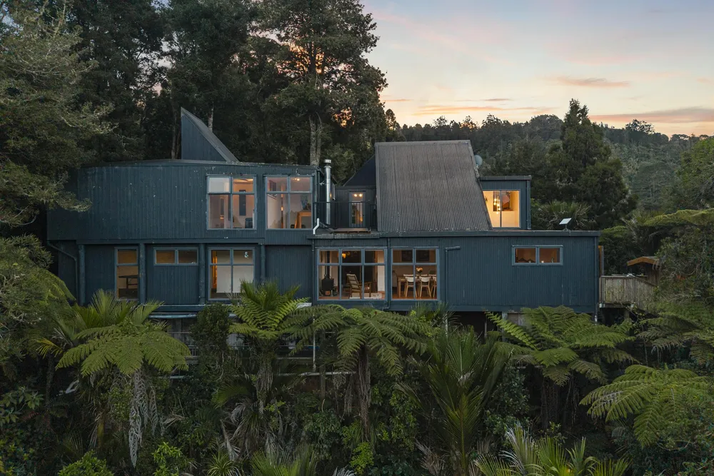 Photos of 186B Woodlands Park Road