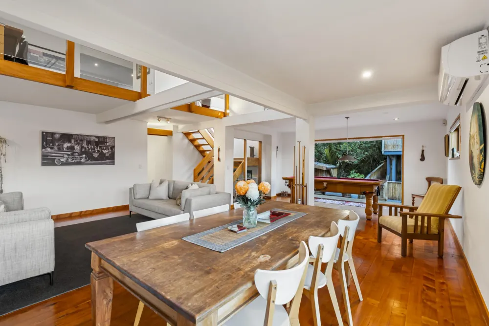 Photos of 186B Woodlands Park Road