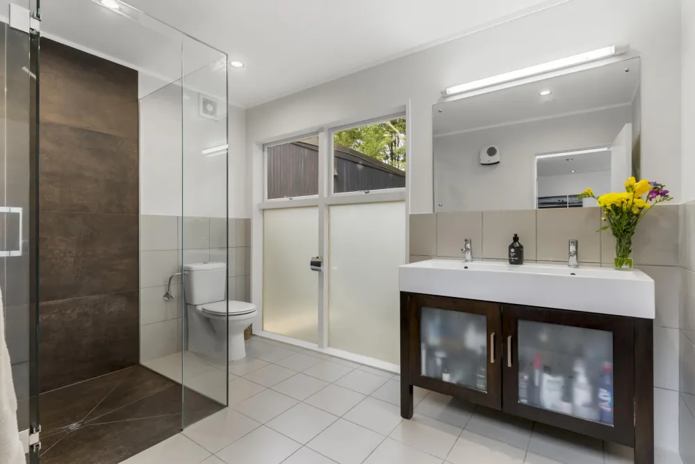 Photos of 186B Woodlands Park Road