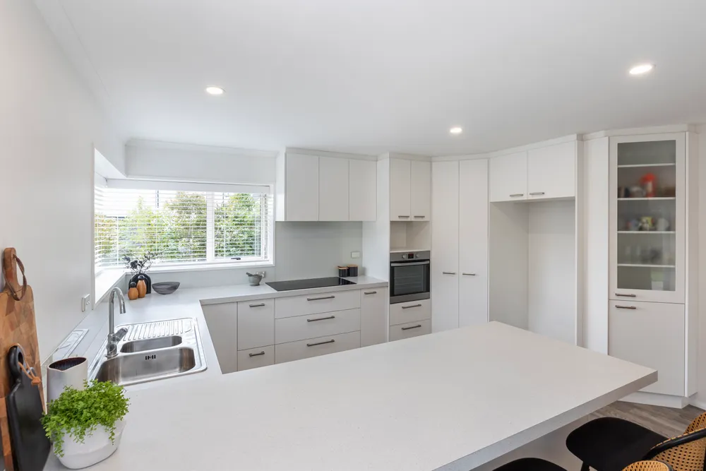 Photos of 1 Oaktree Lane