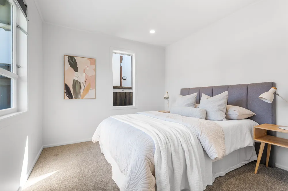 Photos of 32 Woodbine Avenue
