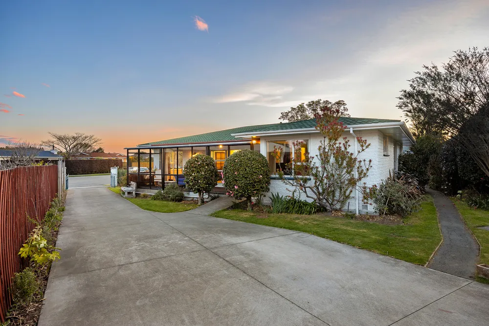 Photos of 9 Hussar Place