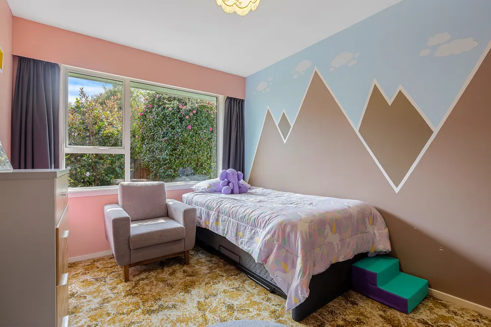Photos of 9 Hussar Place