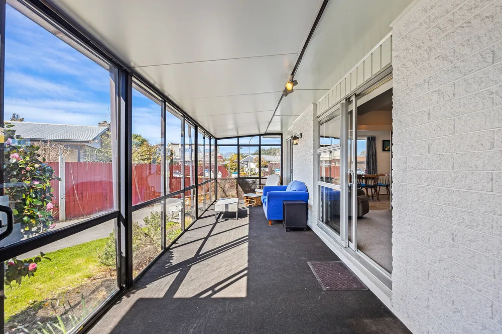 Photos of 9 Hussar Place