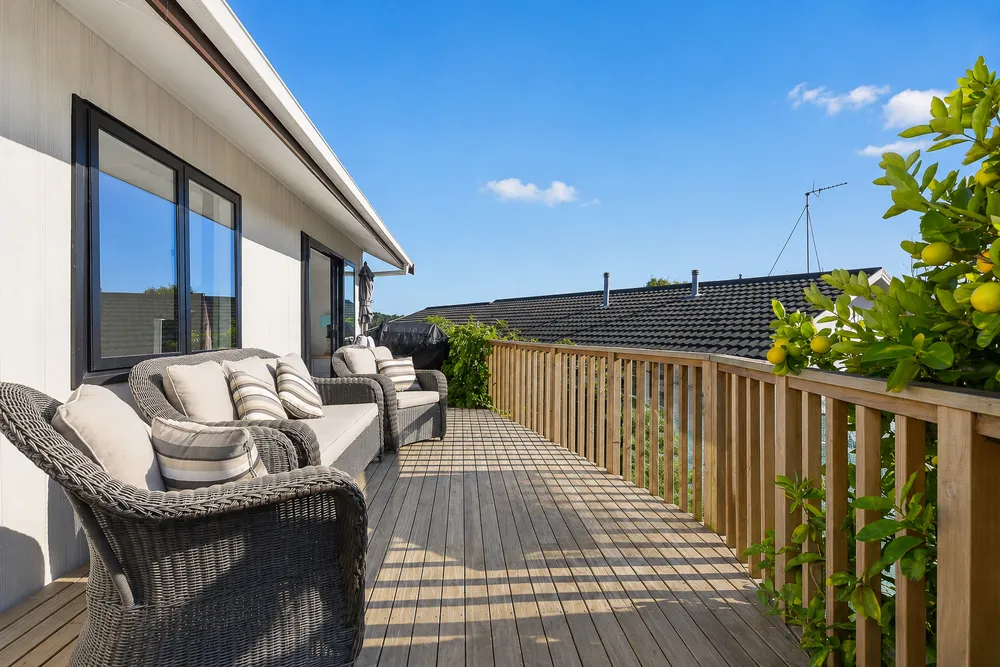Photos of 52b Amanda Avenue