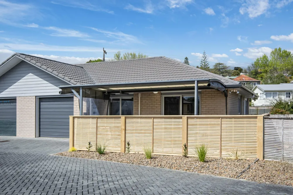 Photos of 6 Cobble Lane
